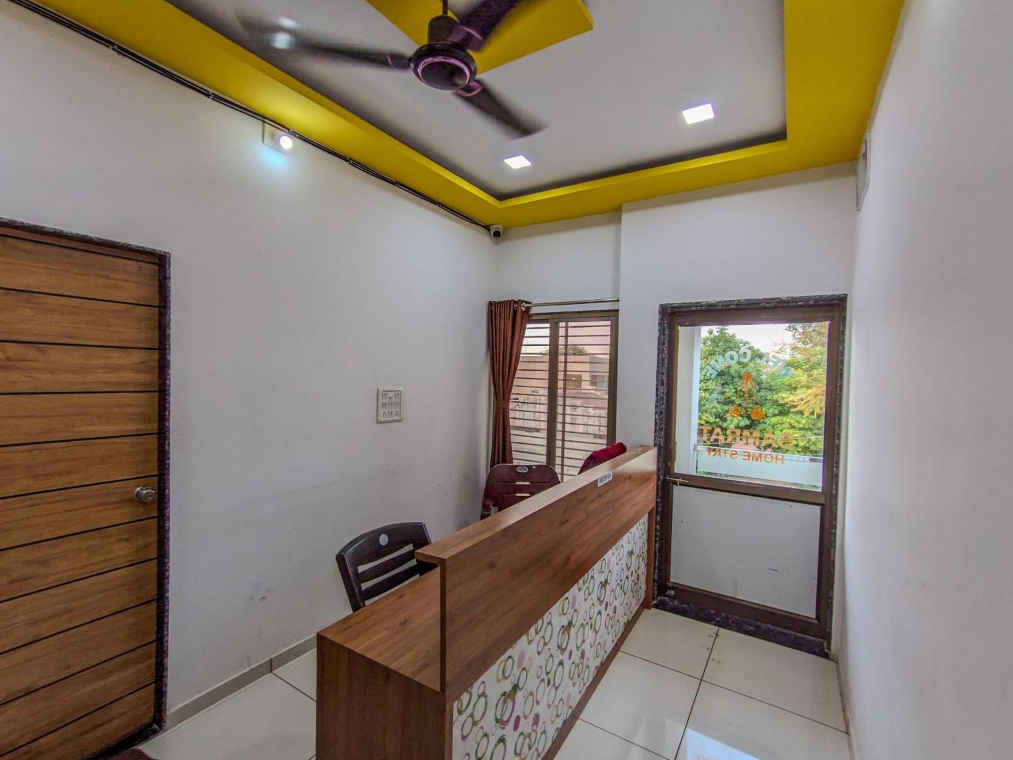 Samrat Homestay Garudeshwar Экстерьер фото
